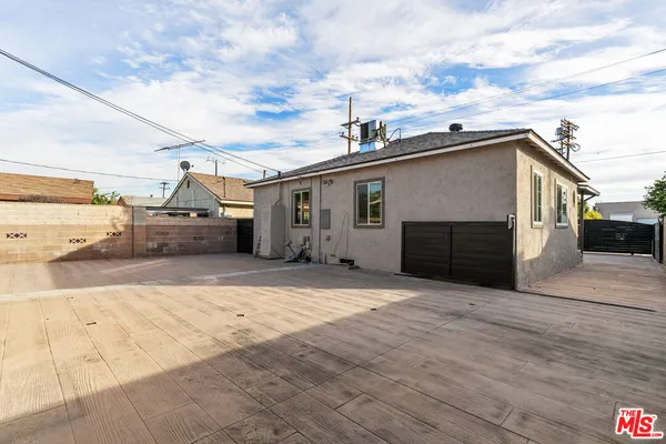 $999,000 | 10823 Cantara Street, Sun Valley, CA 91352