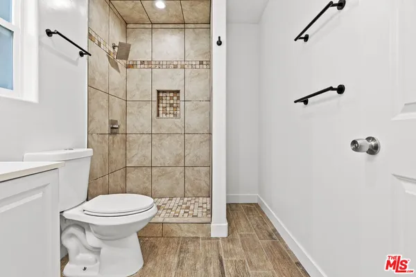 $999,000 | 10823 Cantara Street, Sun Valley, CA 91352