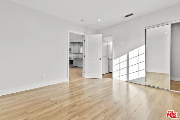 $999,000 | 10823 Cantara Street, Sun Valley, CA 91352