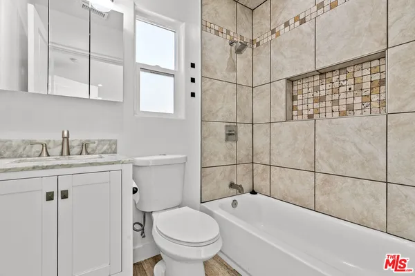 $999,000 | 10823 Cantara Street, Sun Valley, CA 91352