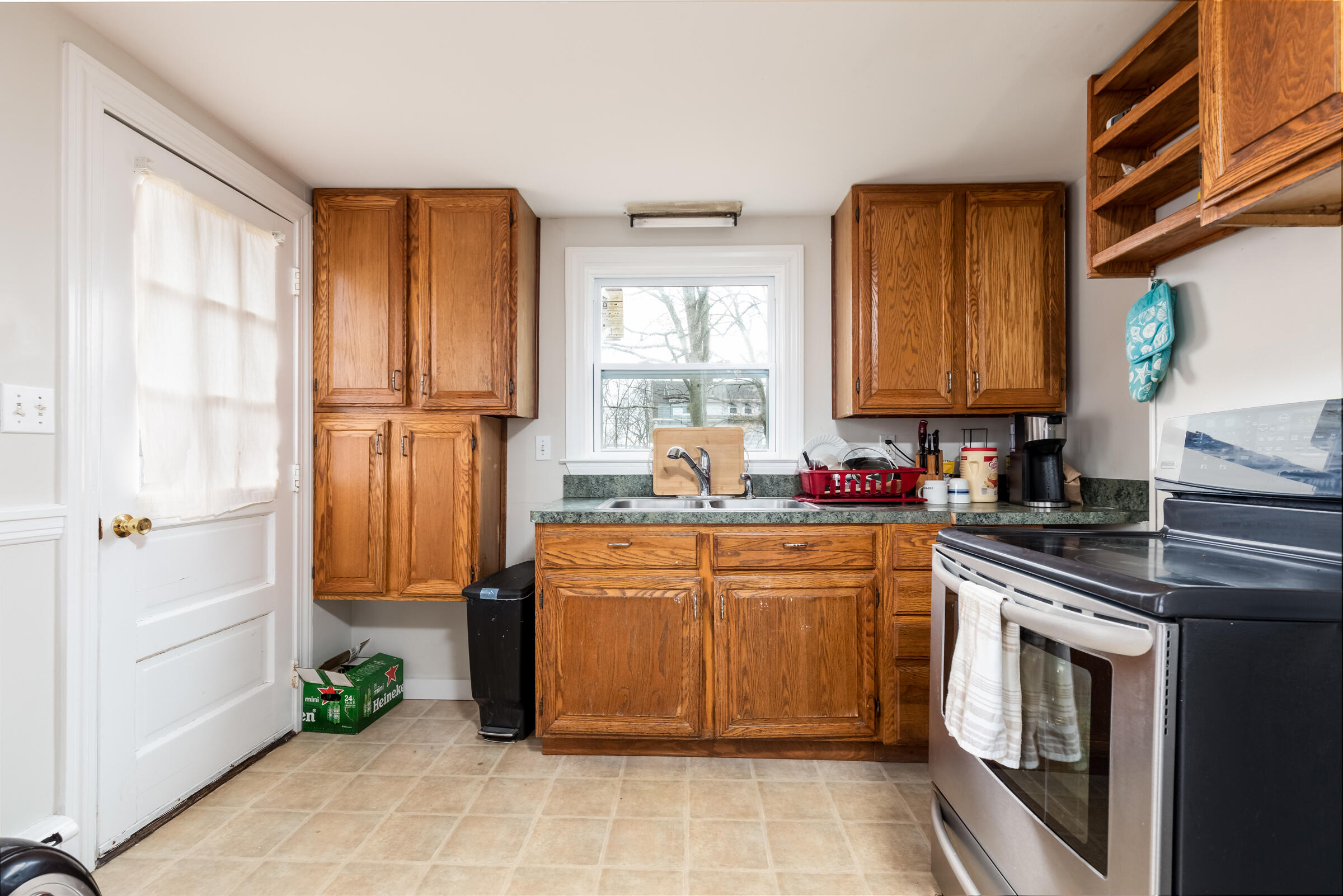 150 Old Yarmouth Road Hyannis, MA 02601 - Photo 5 of 13 10