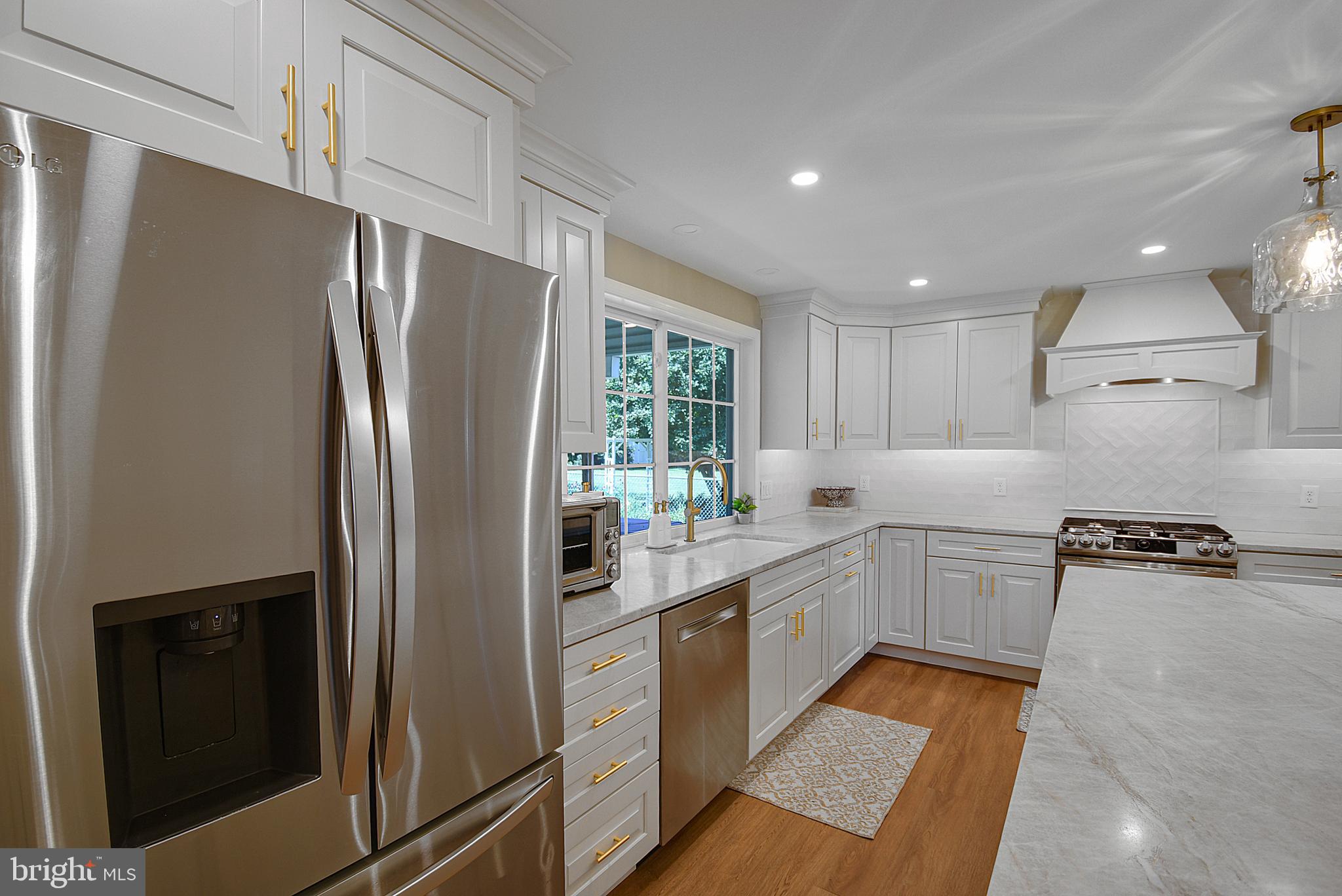 22 Sandown Road Norristown, PA 19403 - Photo 5 of 42 Kitchen