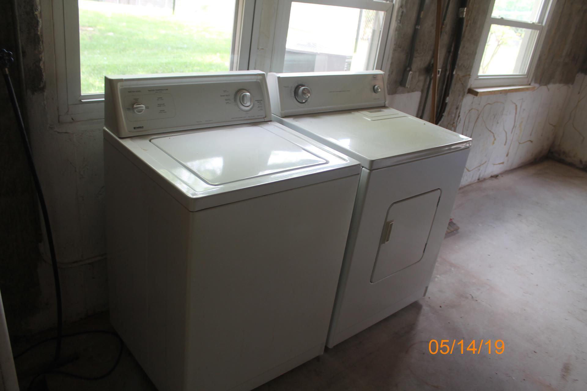 745 Kenyon Road Vinton, VA 24179 - Photo 47 of 52 IMG_6595 dated