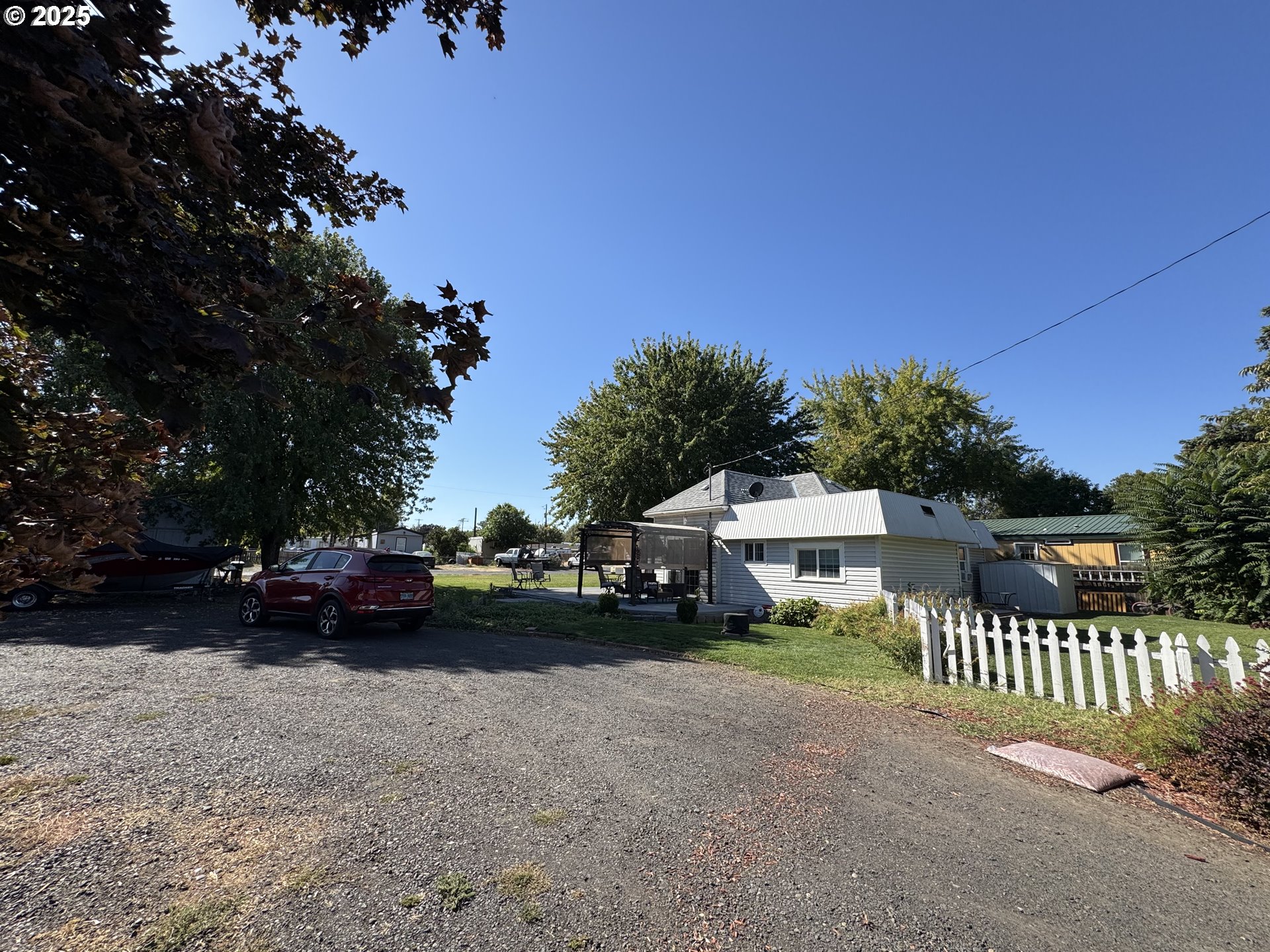 361 Bridge Street Echo, OR 97826 - Photo 13 of 13 a view of a house with a yard