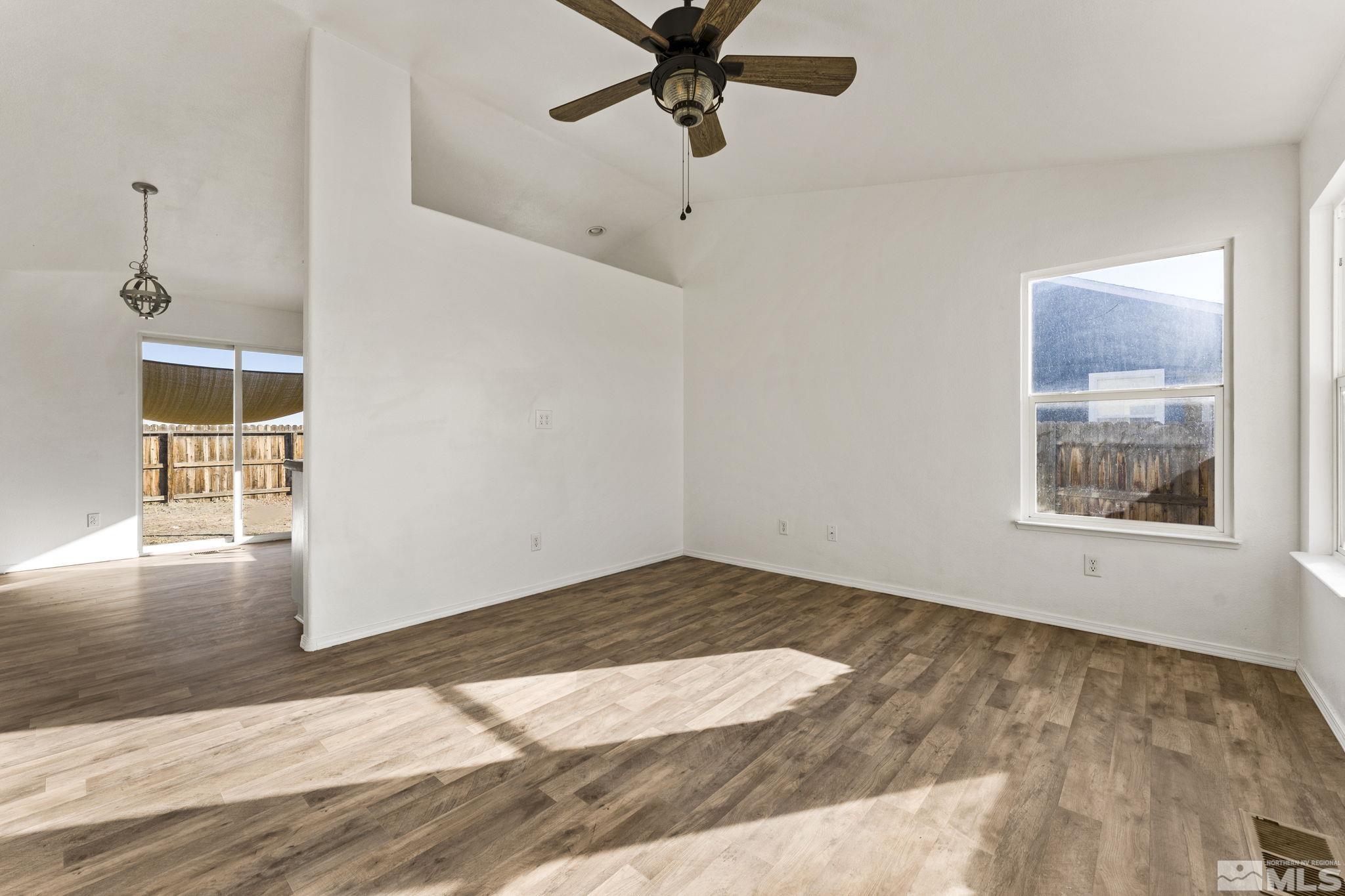 518 St Louis Road Fernley, NV 89408 - Photo 5 of 38 Photo 5