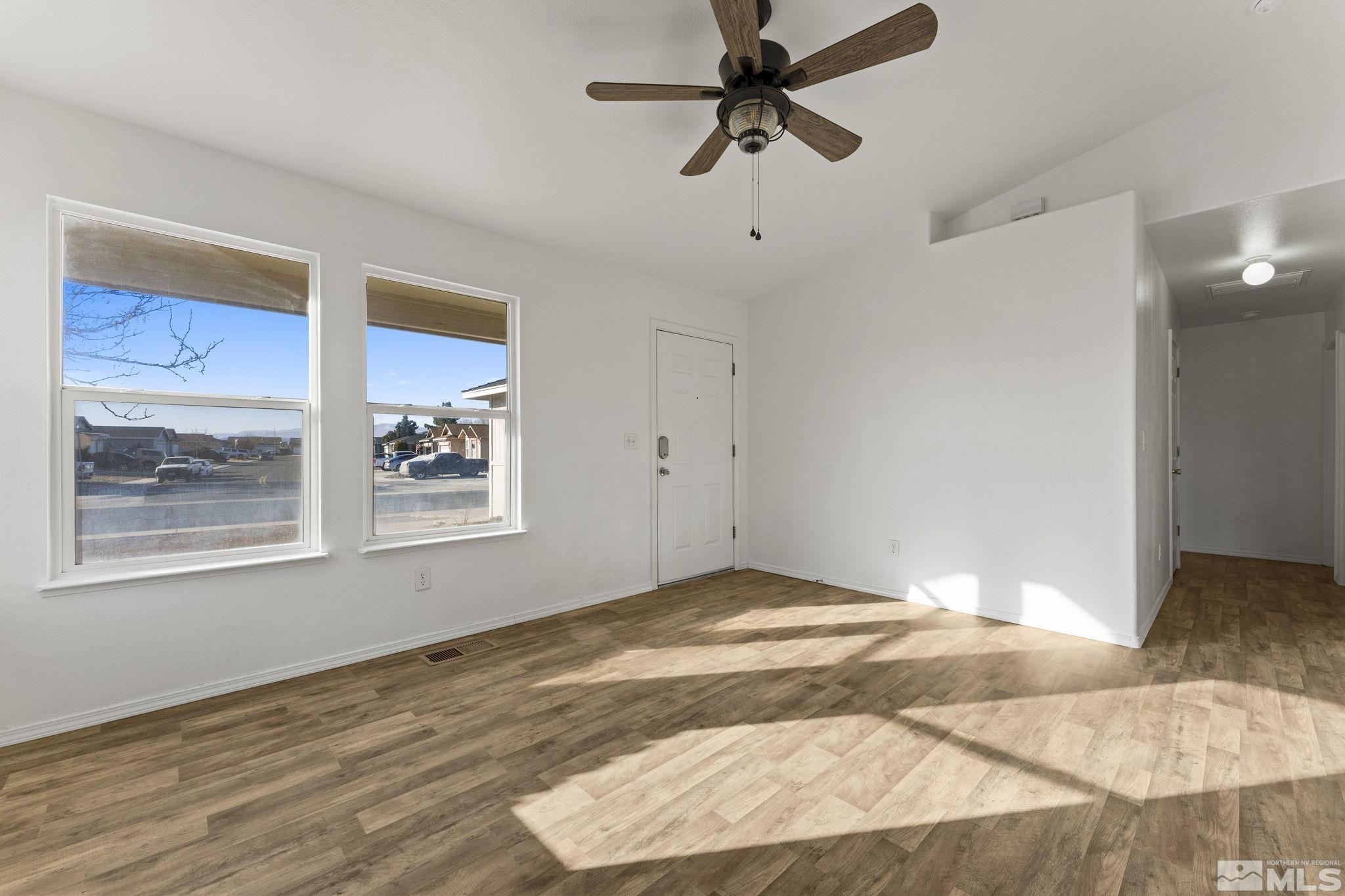 518 St Louis Road Fernley, NV 89408 - Photo 7 of 38 Photo 7