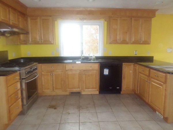 98 Derry Road Methuen, MA 01844 - Photo 23 of 30 Gallery Image 23