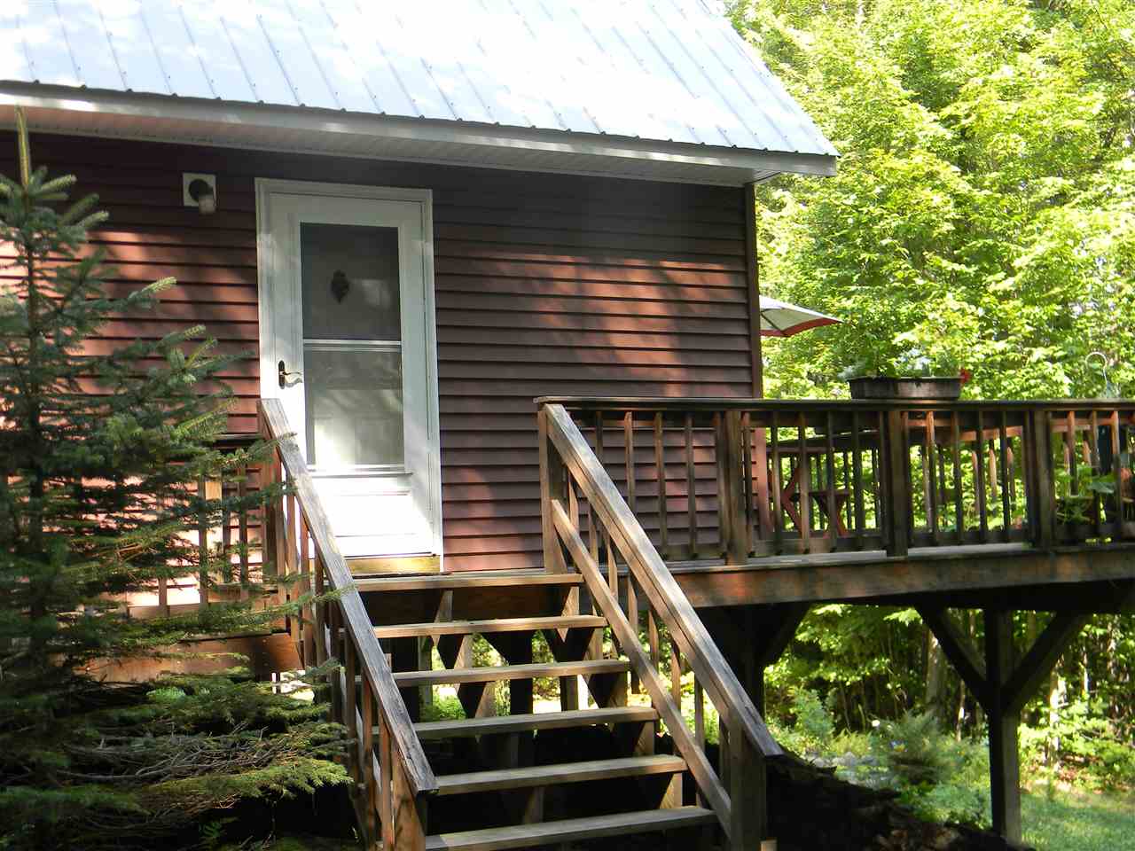 1262 South Hemlock Road Charlestown, NH 03603 - Photo 2 of 22 Gallery Image 2