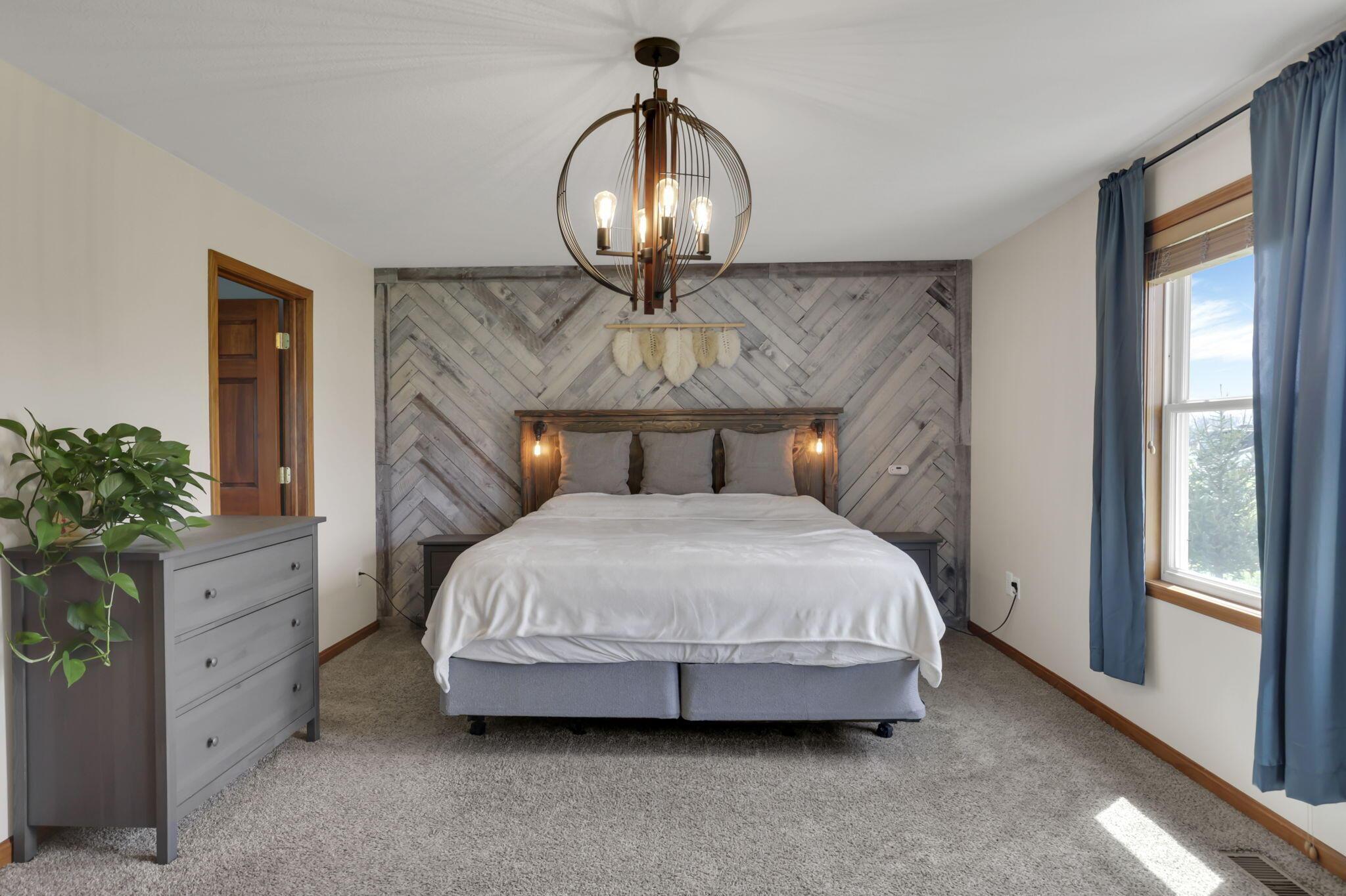 11851 Murlette Road Southwest Stoutsville, OH 43154 - Photo 21 of 44 Master Bedroom