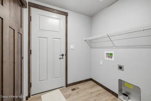 $569,000 | 8429 North Snowflake Lane, Hayden, ID 83835