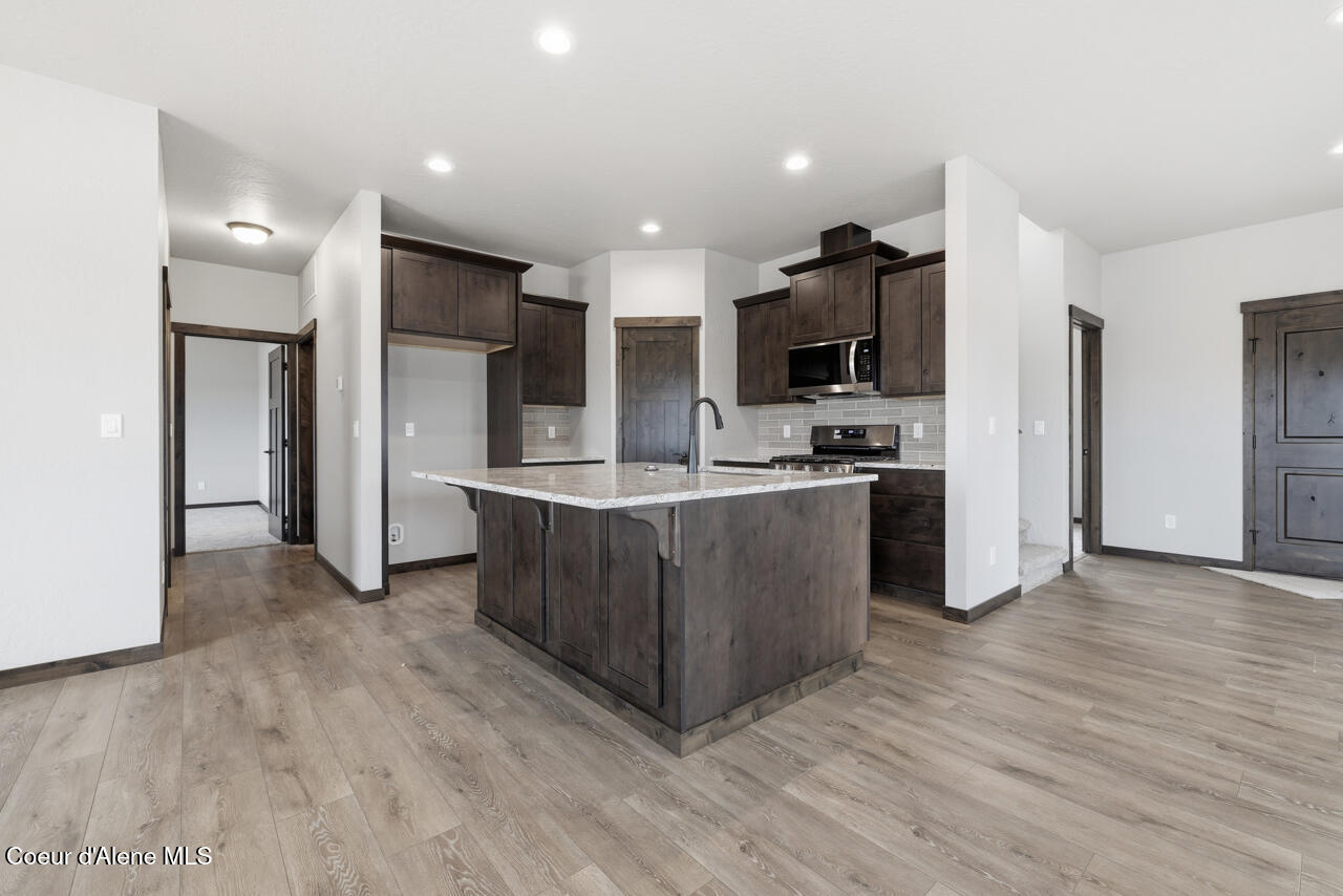 8429 North Snowflake Lane Hayden, ID 83835 - Photo 10 of 50 Kitchen
