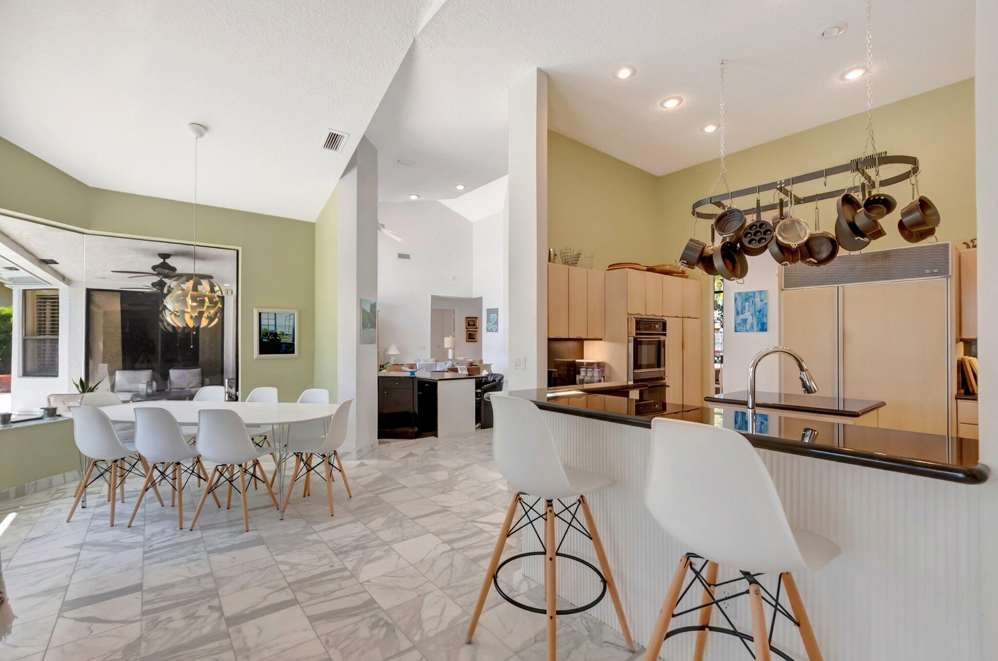 10535 Stonebridge Boulevard Boca Raton, FL 33498 - Photo 17 of 62 Breakfast Nook/Kitchen