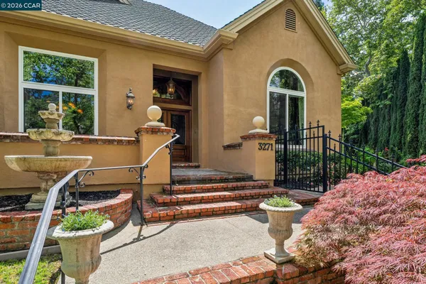 $2,500,000 | 3271 Blackhawk Meadow Drive, Danville, CA 94506