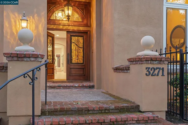 $2,500,000 | 3271 Blackhawk Meadow Drive, Danville, CA 94506