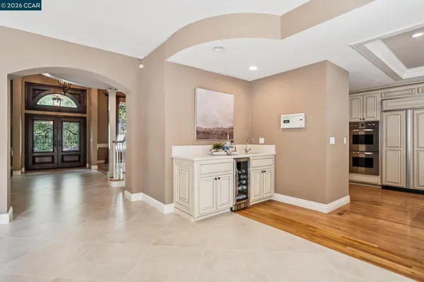 $2,500,000 | 3271 Blackhawk Meadow Drive, Danville, CA 94506
