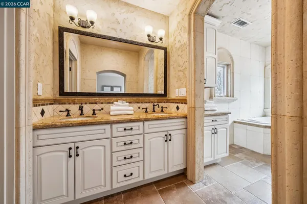 $2,500,000 | 3271 Blackhawk Meadow Drive, Danville, CA 94506