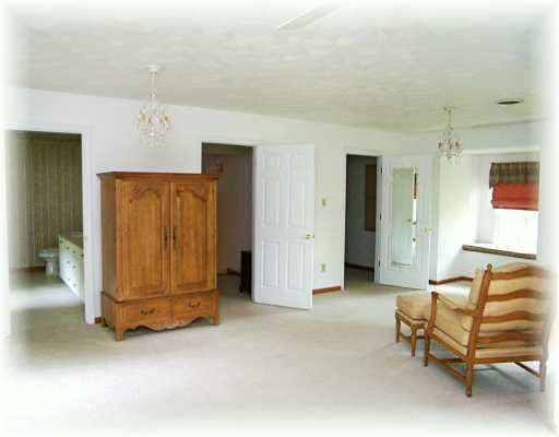129 Crouse Road Greensburg, PA 15601 - Photo 8 of 8 Master Bedroom.