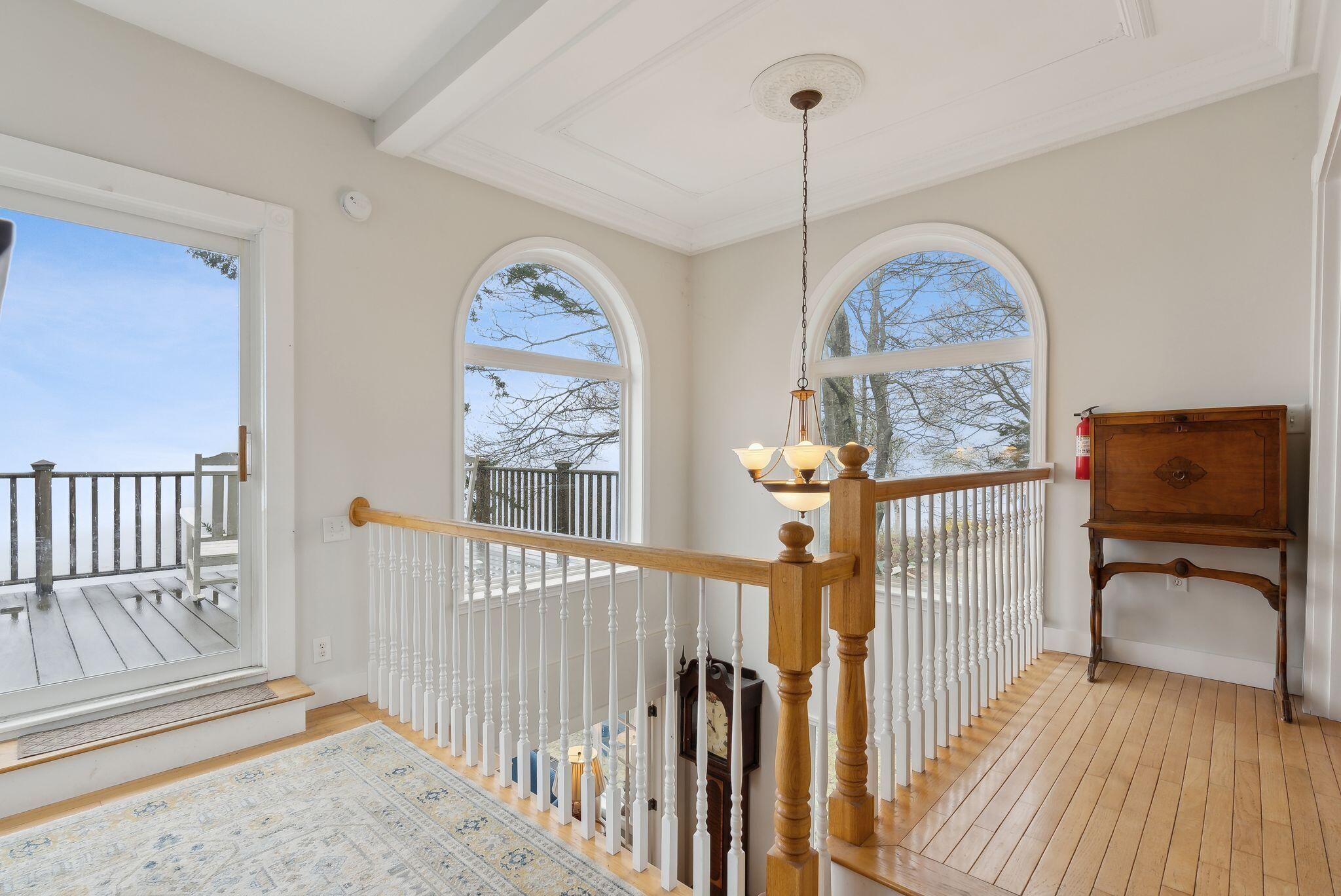 44 Maquoit Drive Freeport, ME 04032 - Photo 33 of 58 2nd floor landing