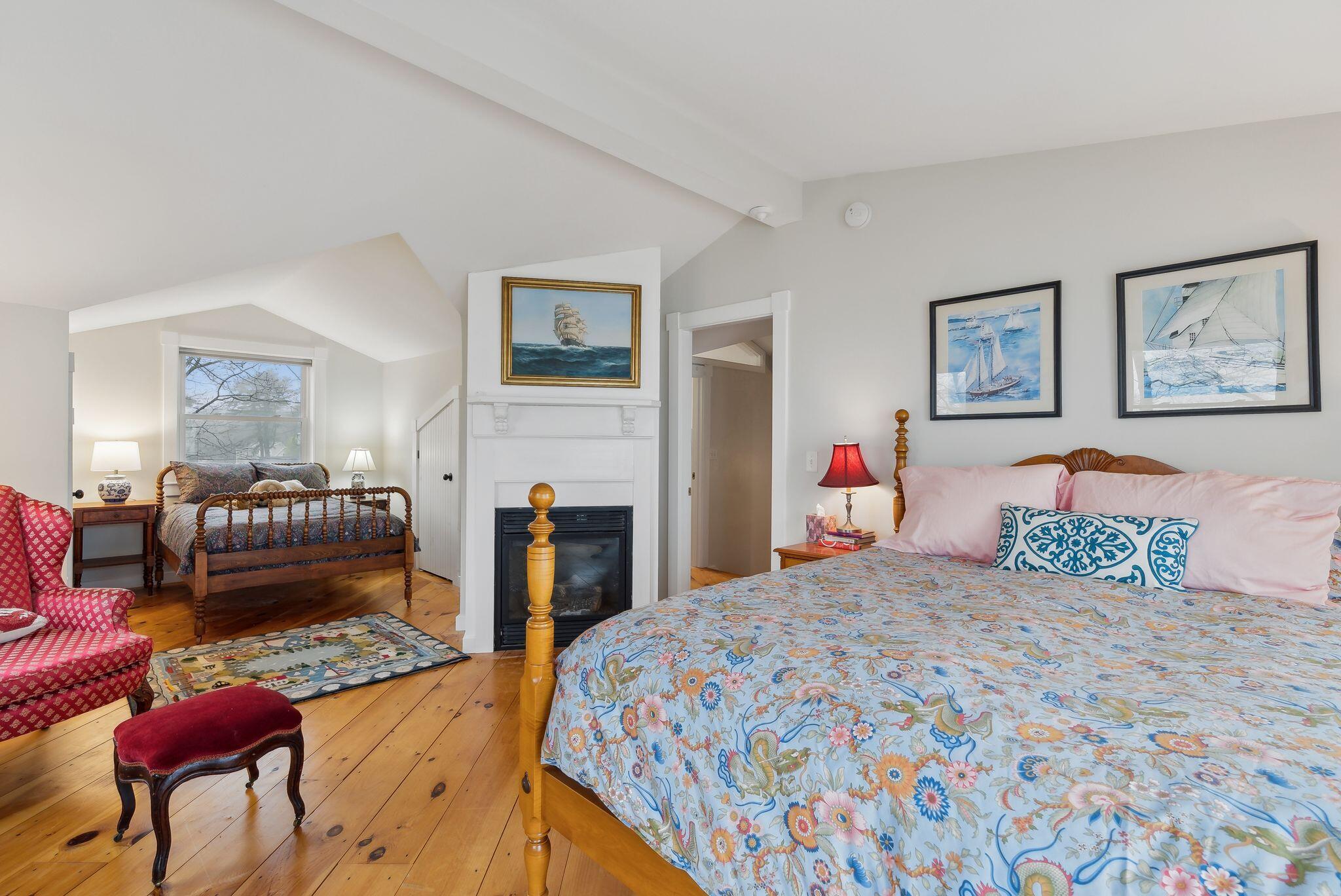 44 Maquoit Drive Freeport, ME 04032 - Photo 47 of 58 3rd floor bedroom (2)