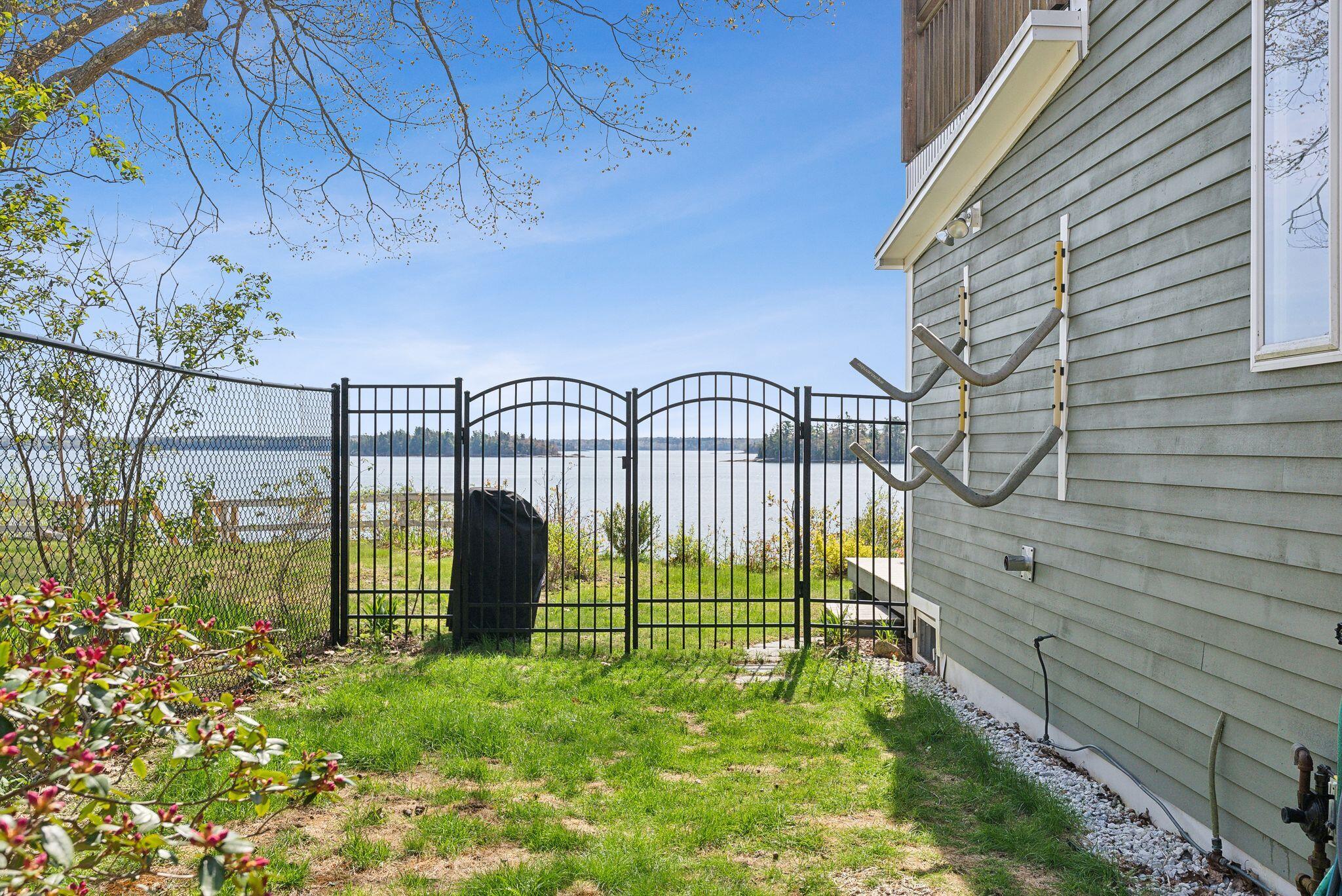 44 Maquoit Drive Freeport, ME 04032 - Photo 52 of 58 side of home