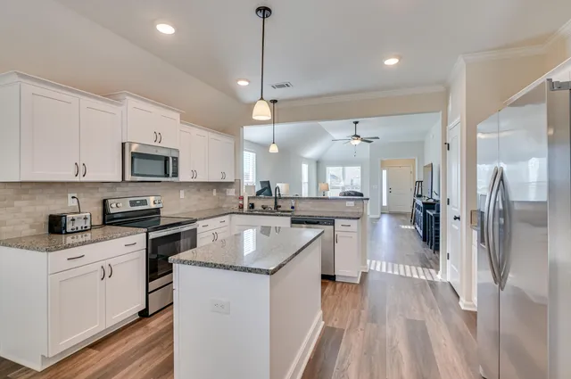 $302,900 | 192 Sutton Court, Graniteville, SC 29829