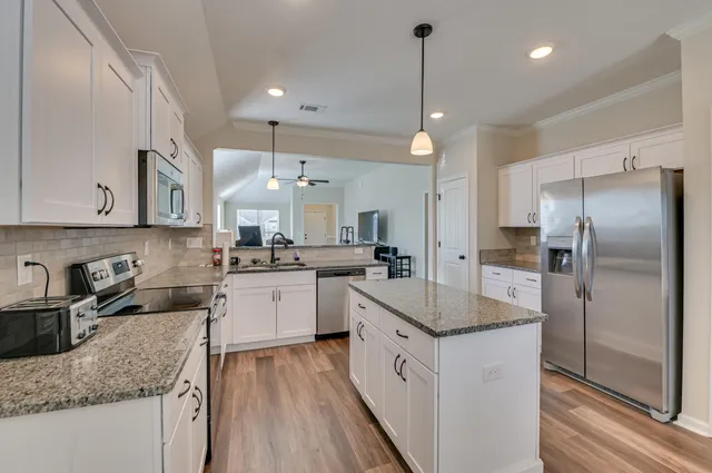 $302,900 | 192 Sutton Court, Graniteville, SC 29829