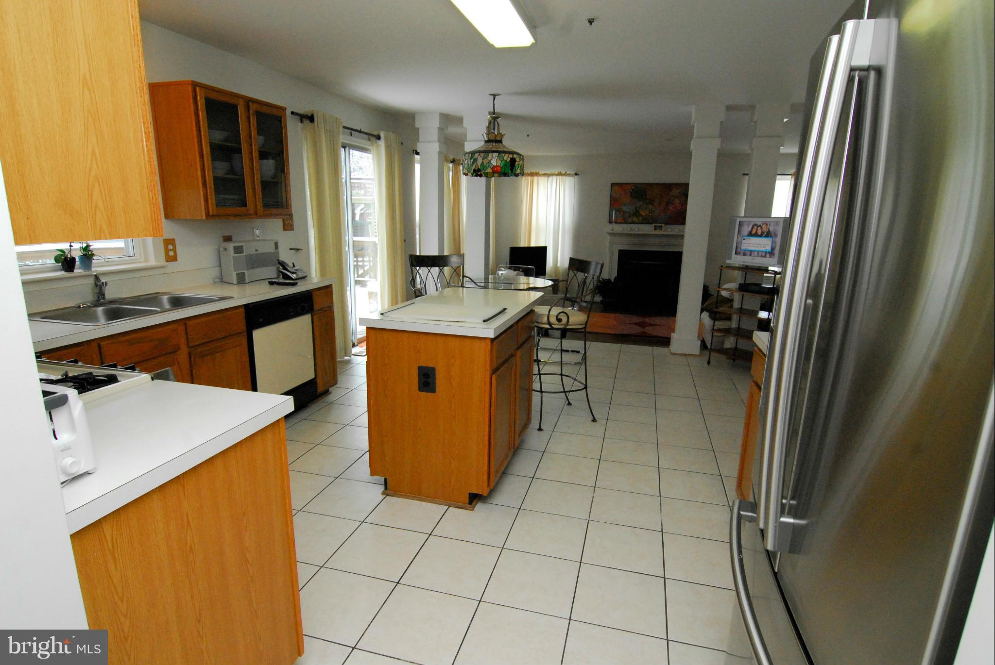 12300 Snowden Woods Road Laurel, MD 20708 - Photo 4 of 29 Kitchen