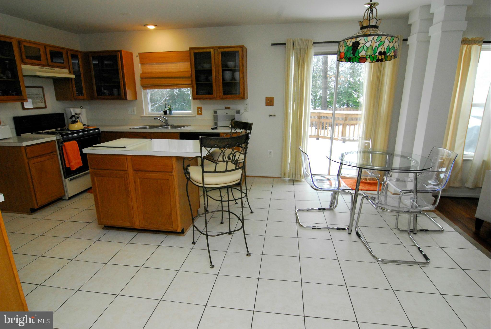 12300 Snowden Woods Road Laurel, MD 20708 - Photo 5 of 29 Kitchen