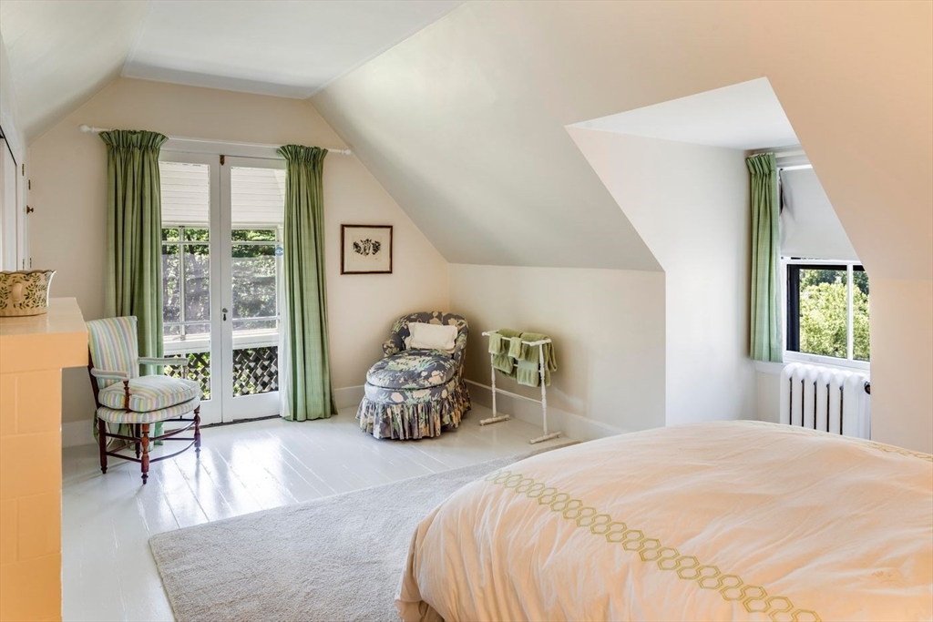 802 Hale Street Beverly, MA 01915 - Photo 38 of 41