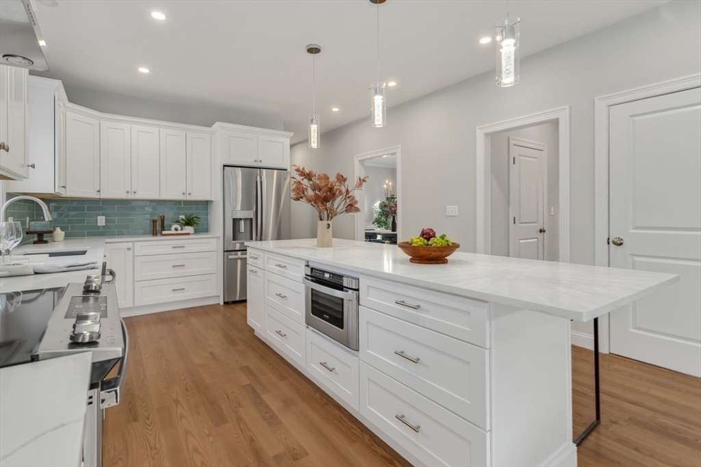 199 Forest Street Reading, MA 01867 - Photo 10 of 24 Gallery Image 10