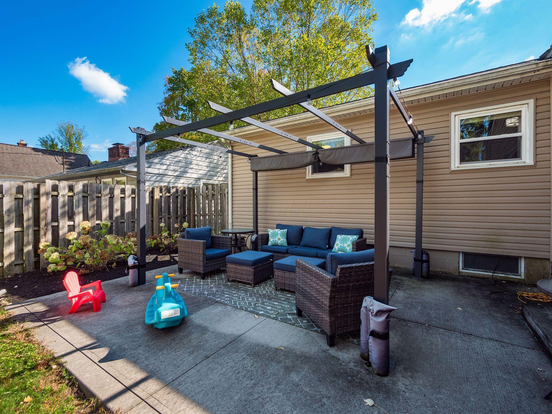 2308 Shrewsbury Road Columbus, OH 43221 - Photo 35 of 42 Patio