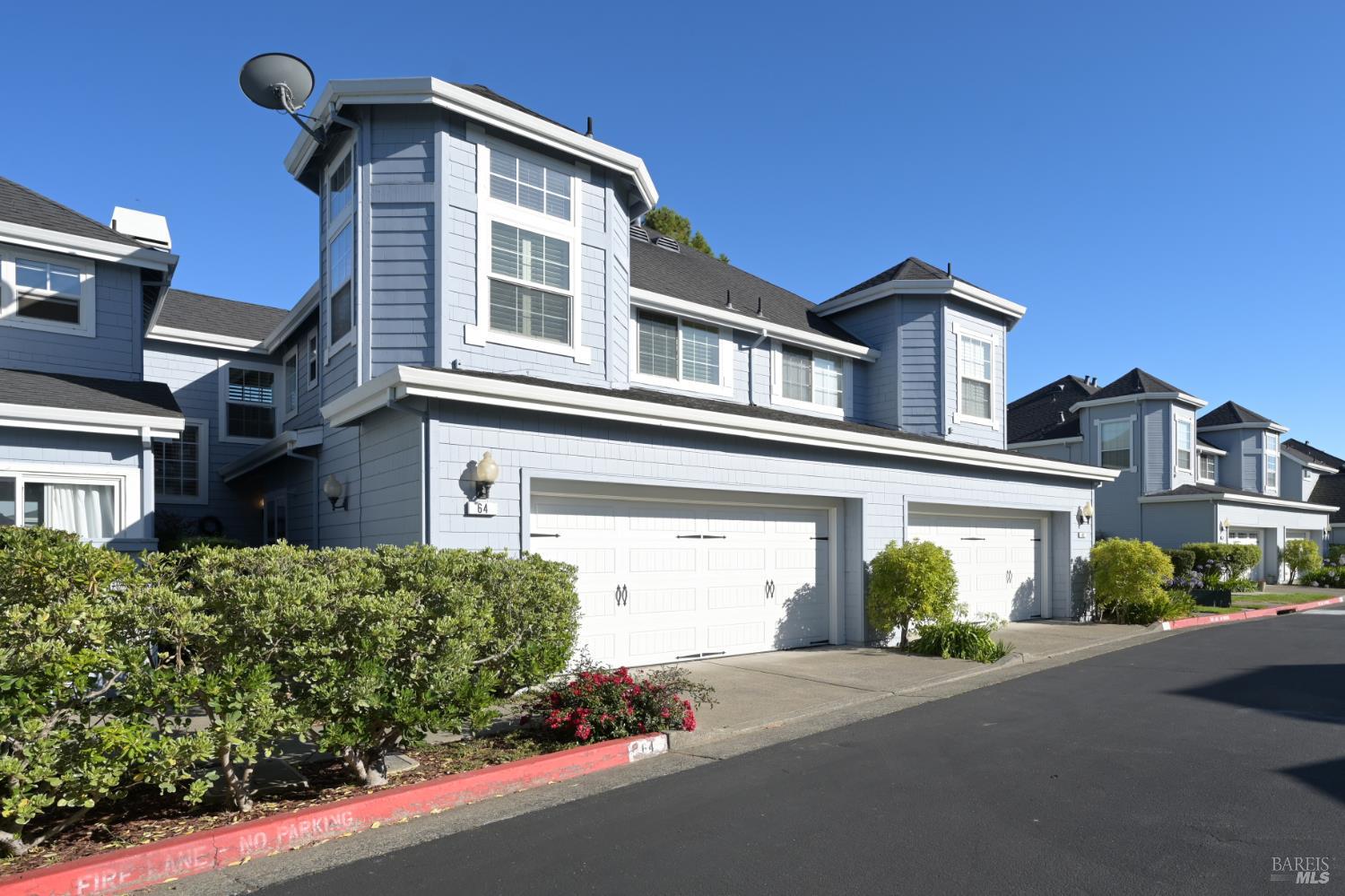 64 Mariners Circle San Rafael, CA 94903 - Photo 4 of 41 Gallery Image 4
