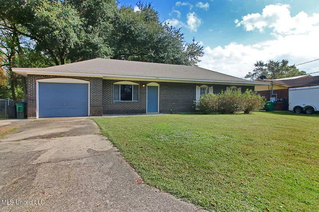 $115,000 | 5707 Eastwood Drive, Moss Point, MS 39563