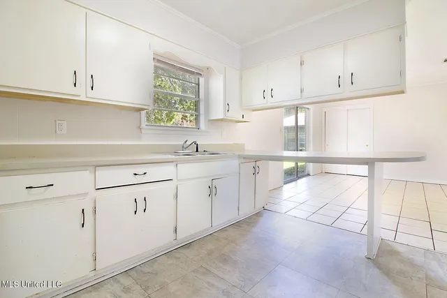 $115,000 | 5707 Eastwood Drive, Moss Point, MS 39563