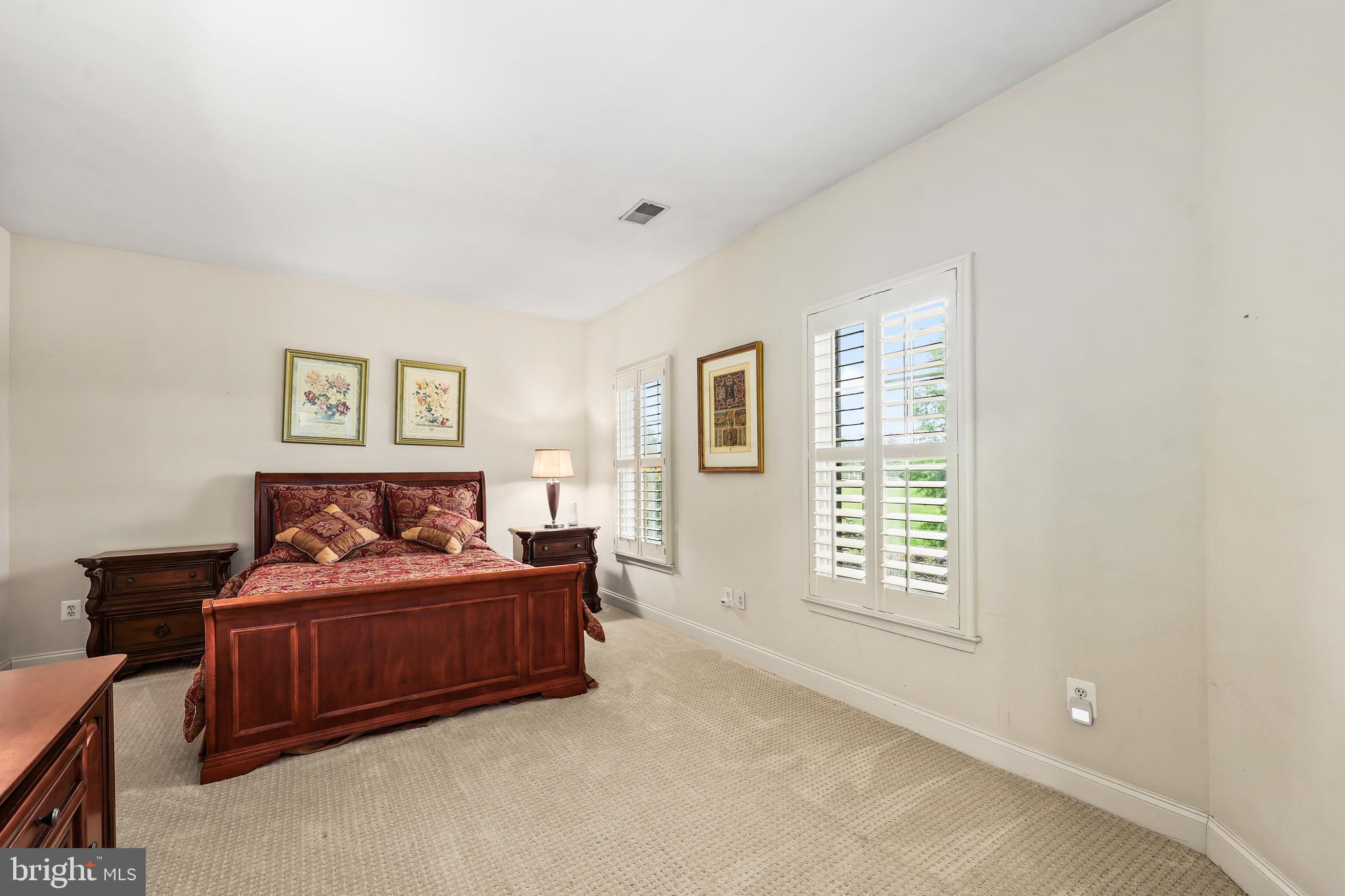 40890 Beechnut Road Leesburg, VA 20175 - Photo 39 of 65 a living room with furniture and a window