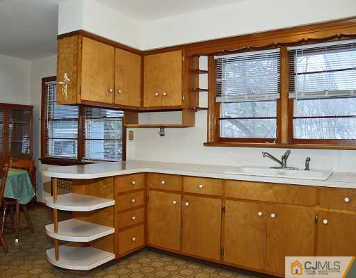 71 Jordan Road Colonia, NJ 07067 - Photo 5 of 9 Gallery Image 5