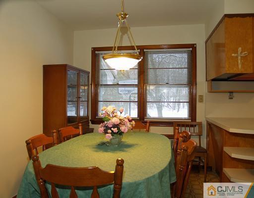 71 Jordan Road Colonia, NJ 07067 - Photo 6 of 9 Gallery Image 6