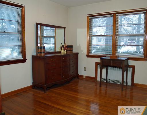 71 Jordan Road Colonia, NJ 07067 - Photo 7 of 9 Gallery Image 7