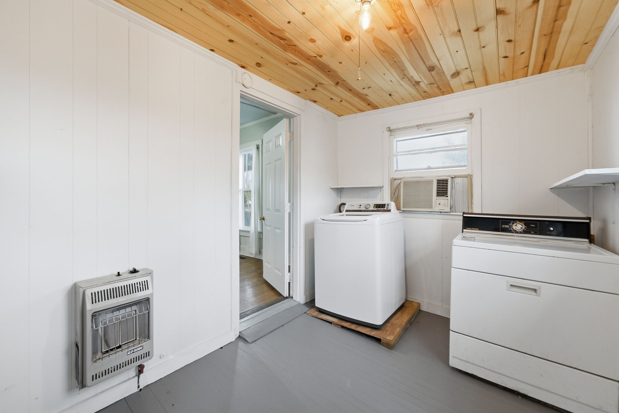 106 Cedar Street Dover, TN 37058 - Photo 20 of 32 a room with storage and utility