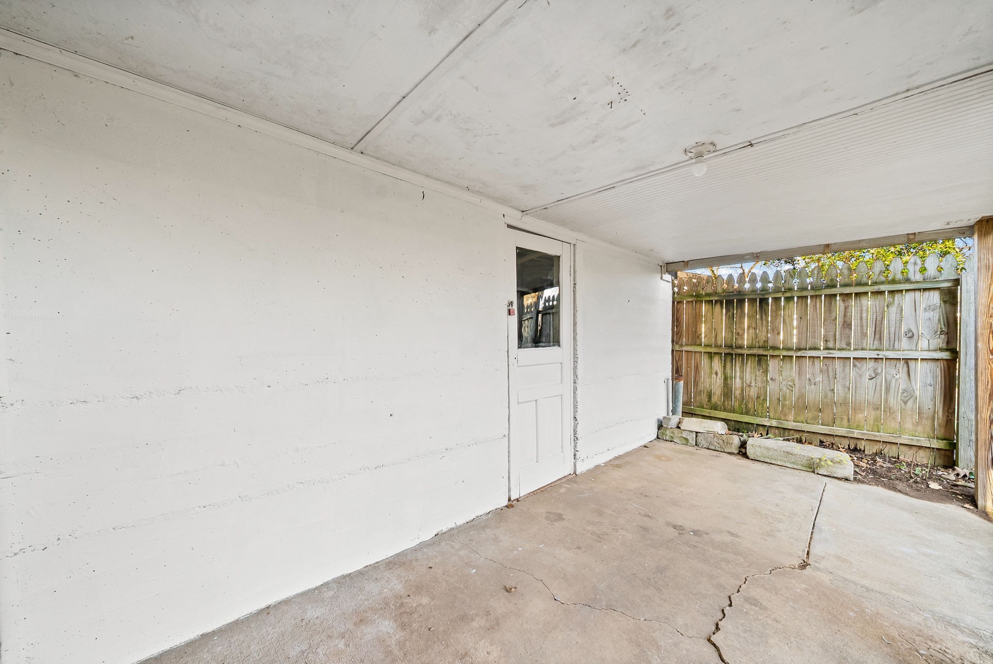 106 Cedar Street Dover, TN 37058 - Photo 21 of 32 a view of an empty room