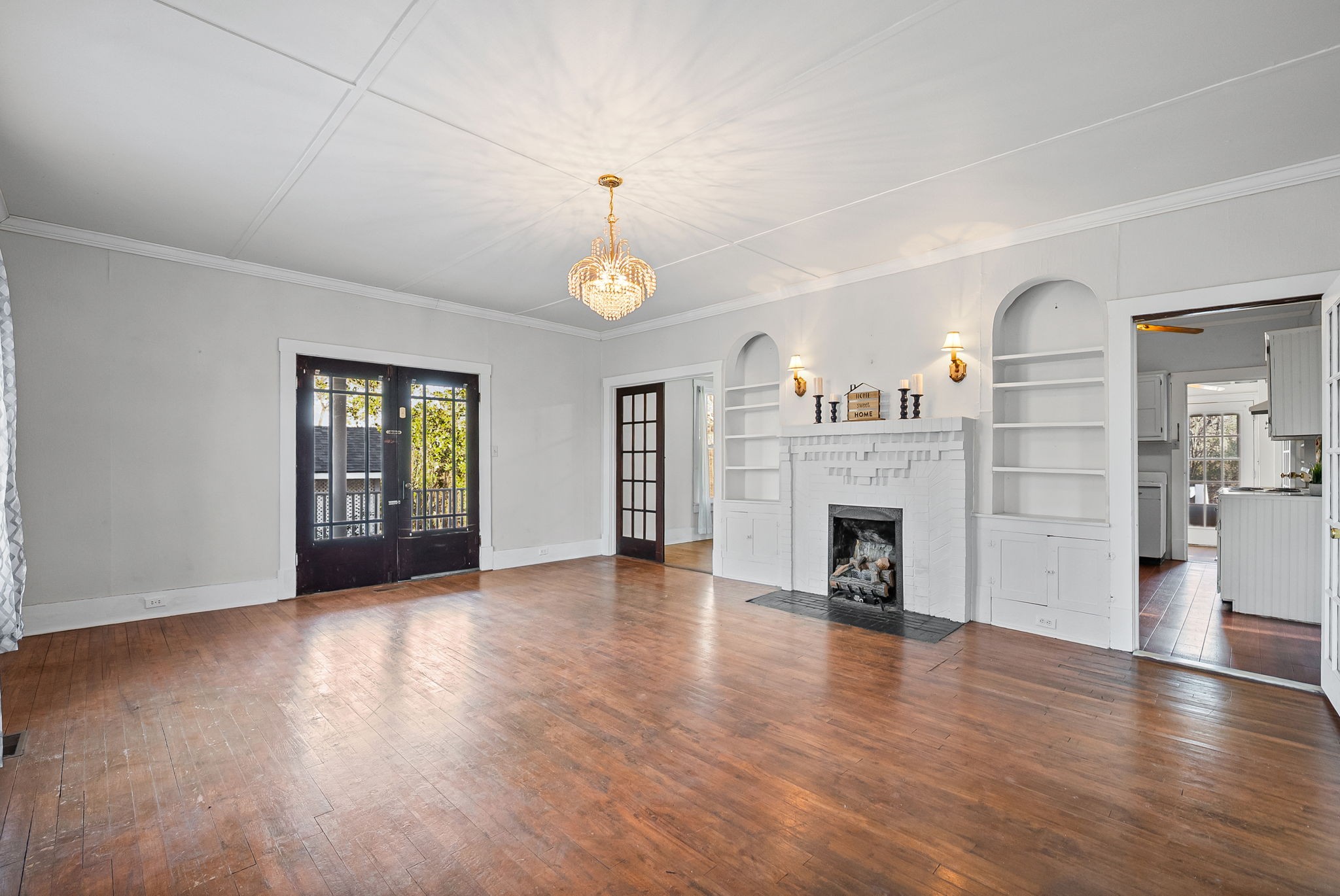 106 Cedar Street Dover, TN 37058 - Photo 5 of 32 a view of a livingroom with fireplace and window