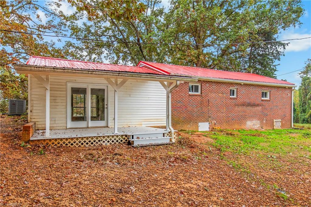 2774 Valleyspring Road Kernersville, NC 27284 - Photo 26 of 30