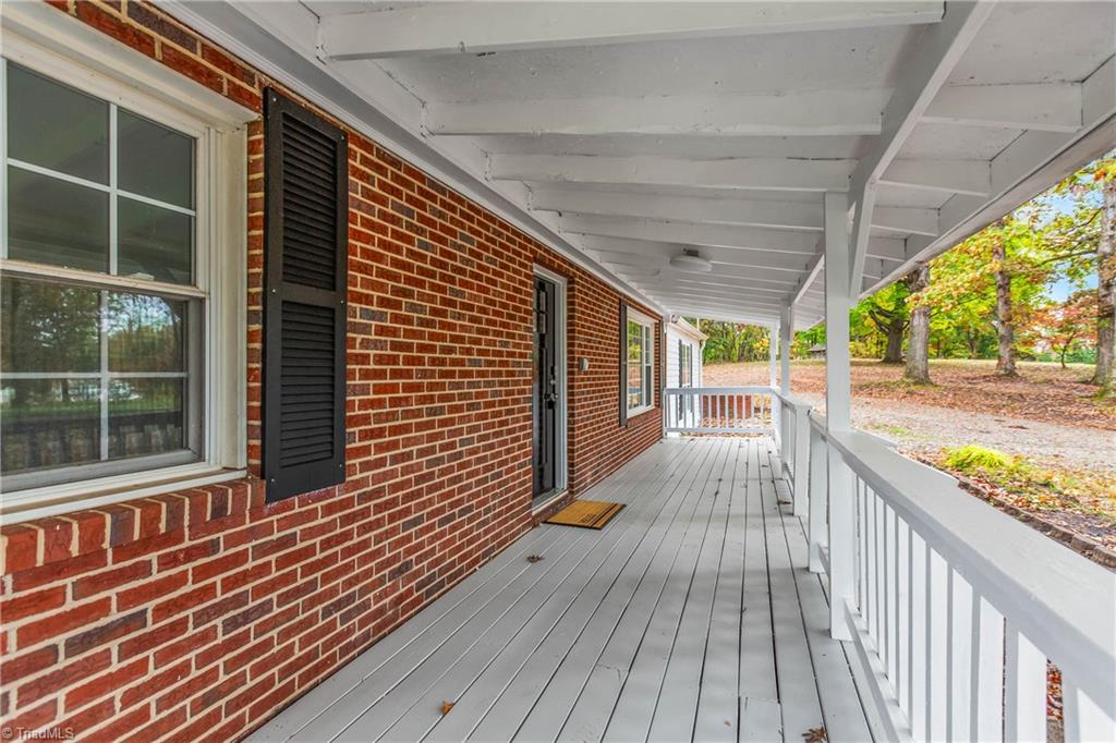 2774 Valleyspring Road Kernersville, NC 27284 - Photo 4 of 30