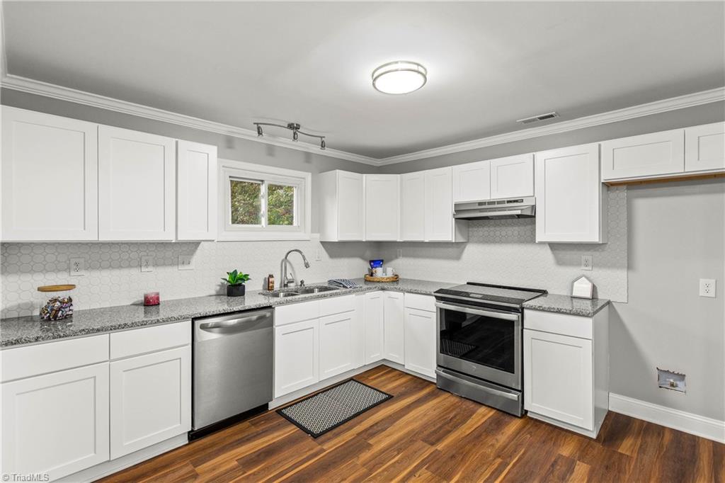 2774 Valleyspring Road Kernersville, NC 27284 - Photo 10 of 30