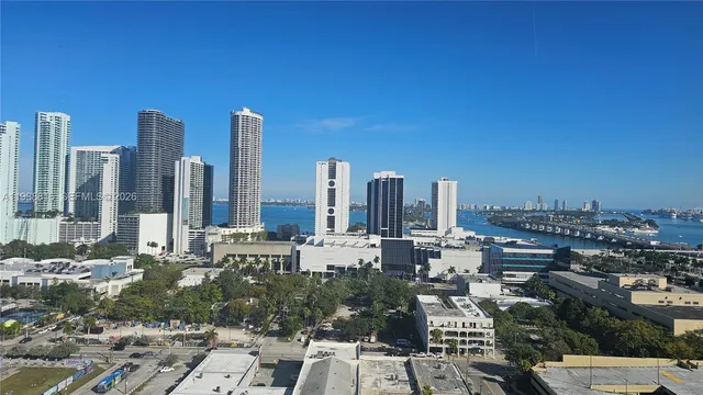 a picture of city view