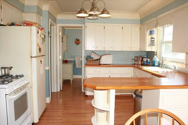 8907 Trost Road Ida, MI 48140 - Photo 8 of 19 20402561-7.JPG