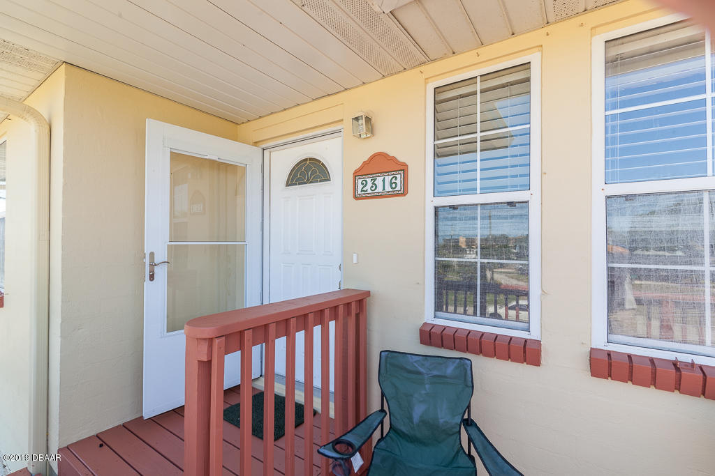 2316 Crescent Ridge Road Daytona Beach, FL 32118 - Photo 20 of 39 Front door