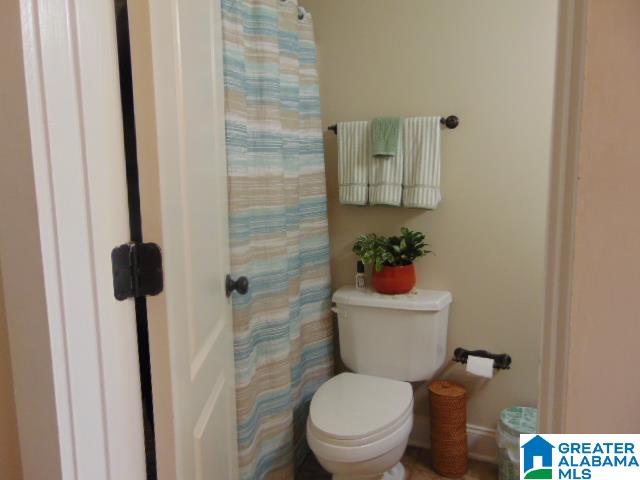 1117 Weybridge Road Pelham, AL 35124 - Photo 13 of 29