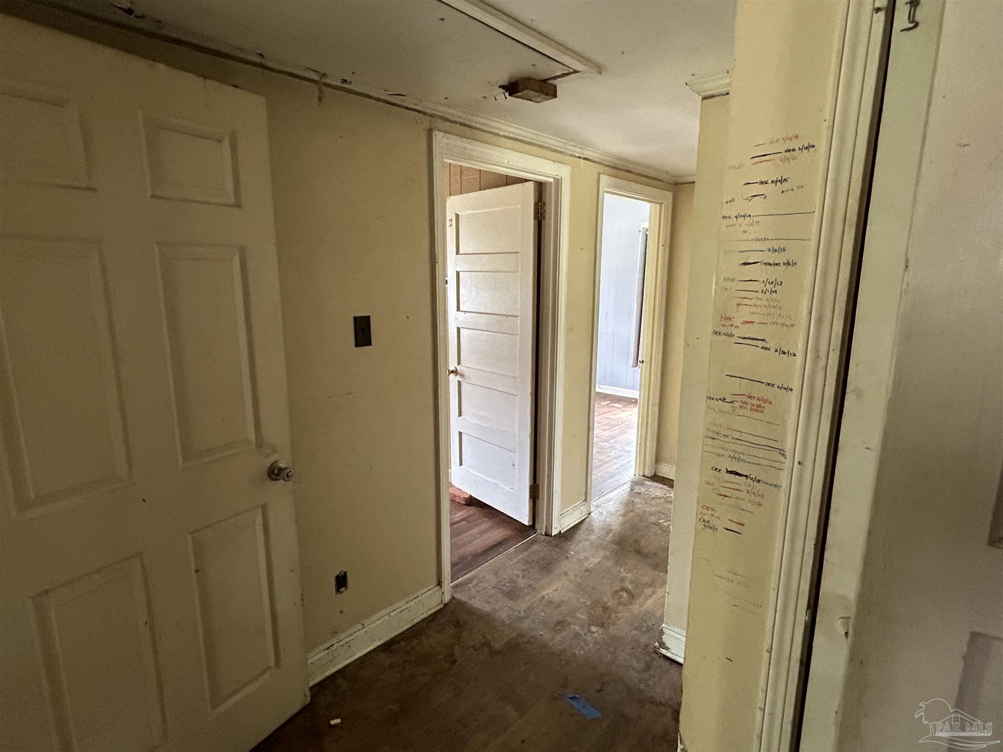 9880 N Loop Pensacola, FL 32507 - Photo 13 of 13 a view of a bathroom