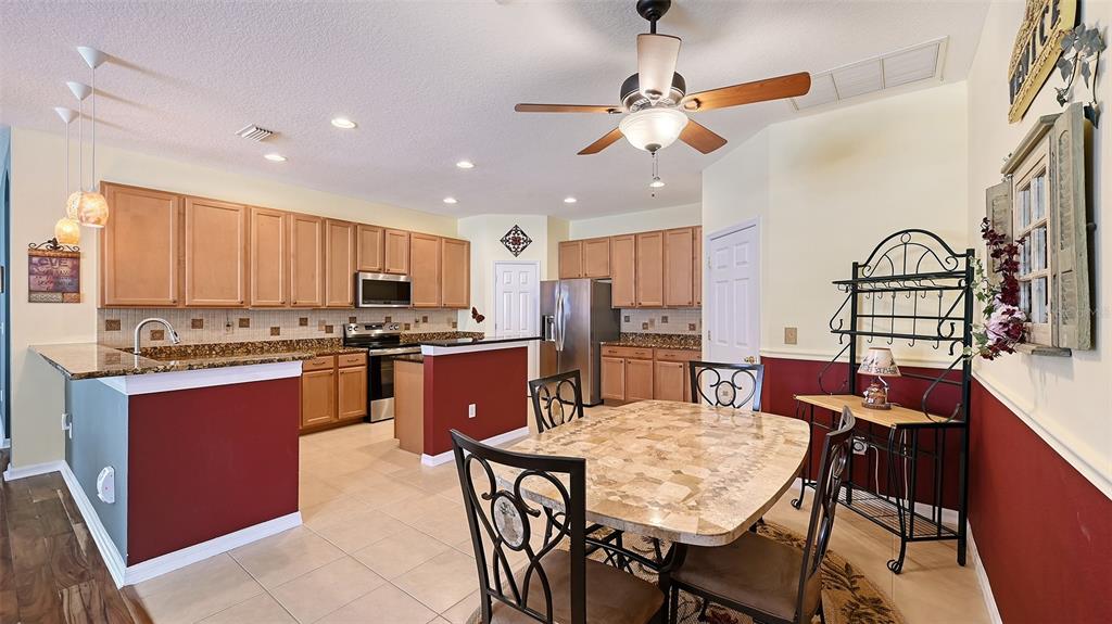 5238 Athens Way Venice, FL 34293 - Photo 15 of 47